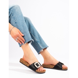 Cómodas zapatillas negras de mujer en la plataforma Shelovet negro 4
