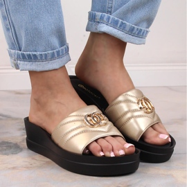 Chanclas mujer cuña doradas Potocki YQ21001 dorado 4