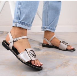 Sandalias mujer cómodas planas beige brillante S.Barski Kv 2775-45 3
