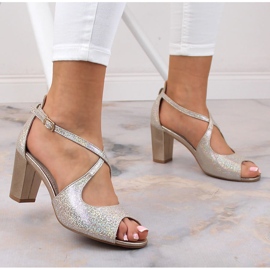 Sandalias mujer brocado dorado elegantes con poste Filippo Ds 4632 2