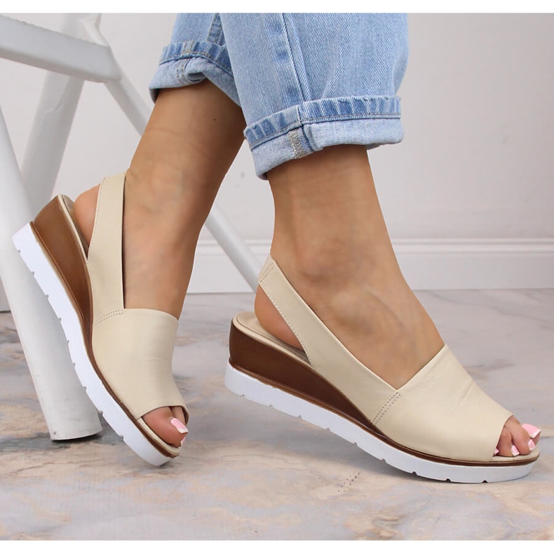 Sandalias cuña mujer beige Potocki AD77007 1