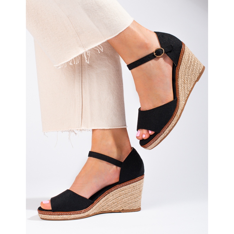 Sandalias de cuña tipo alpargata beige de Shelovet 2