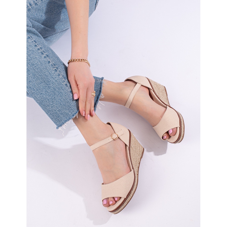 Cómodas sandalias de cuña negras con alpargatas de Shelovet negro 2