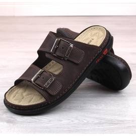 Chanclas de hombre cómodas en piel con hebillas marrón T.Sokolski Fs M01 4