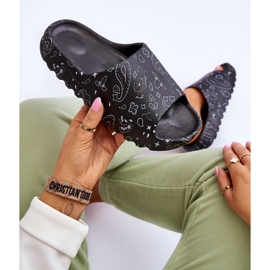 Zapatillas de mujer de moda en una plataforma masiva Lorette negro 8