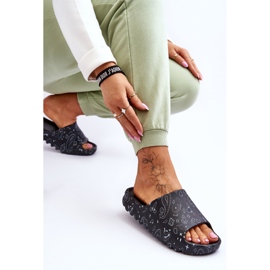 Zapatillas de mujer de moda en una plataforma masiva Lorette negro 7
