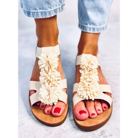 Sandalias Flor Beige Astaire 3