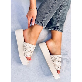 BM Sandalias cuña Inaba Beige 4