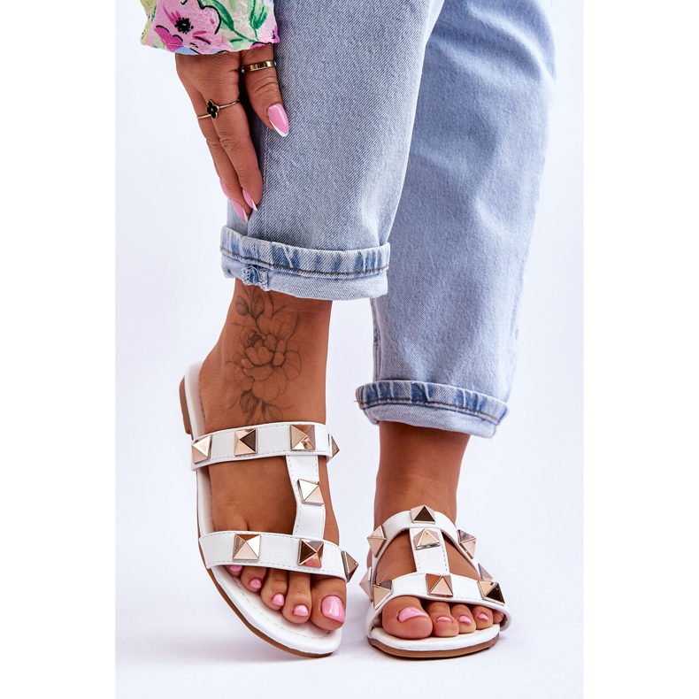 Sandalias De Mujer Con Grandes Tachuelas Blancas Mercure blanco 1