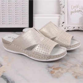 Pantuflas cómodas mujer piel con elástico dorado S.Barski BN290 5