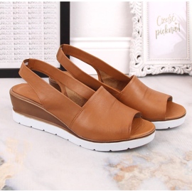 Sandalias cuña mujer marrón Potocki AD77007 5