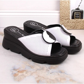 Babucha cuña mujer en piel blanco Filippo DS4608 2