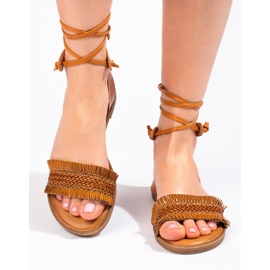 TRENDI Sandalias atadas marrón amarillo 6