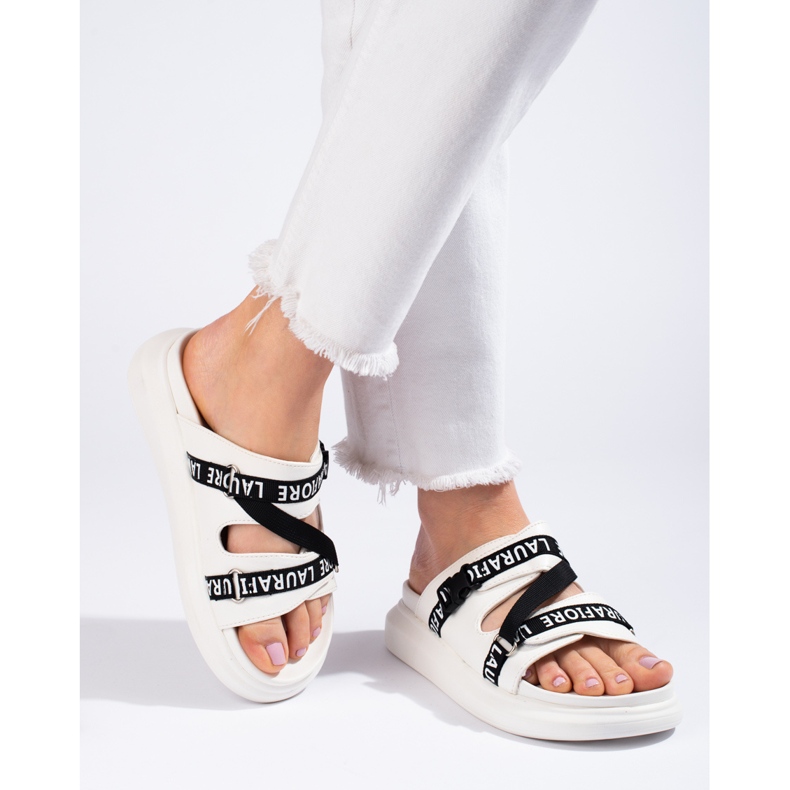 Cómodas Pantuflas LA.FI Blancas blanco 1