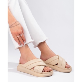 Zapatillas en la plataforma LA.FI beige 1
