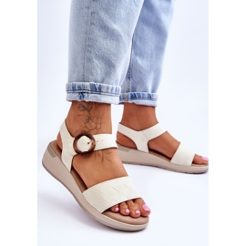 Cómodas Sandalias Menaro Beige Cuña 2