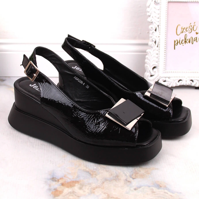 Sandalias cuña mujer lacadas en negro Jezzi SA209-4 1