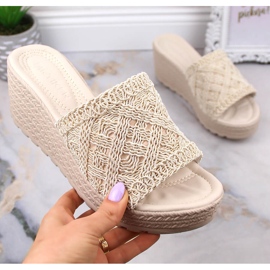 Sandalias mujer cuña beige Artiker 52C1289 1