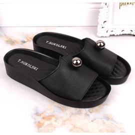 Babucha mujer en piel negra T.Sokolski L22-312 negro 3