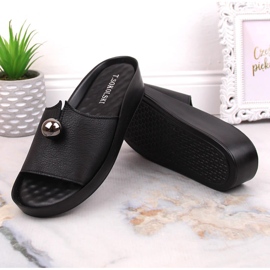 Babucha mujer en piel negra T.Sokolski L22-312 negro 4