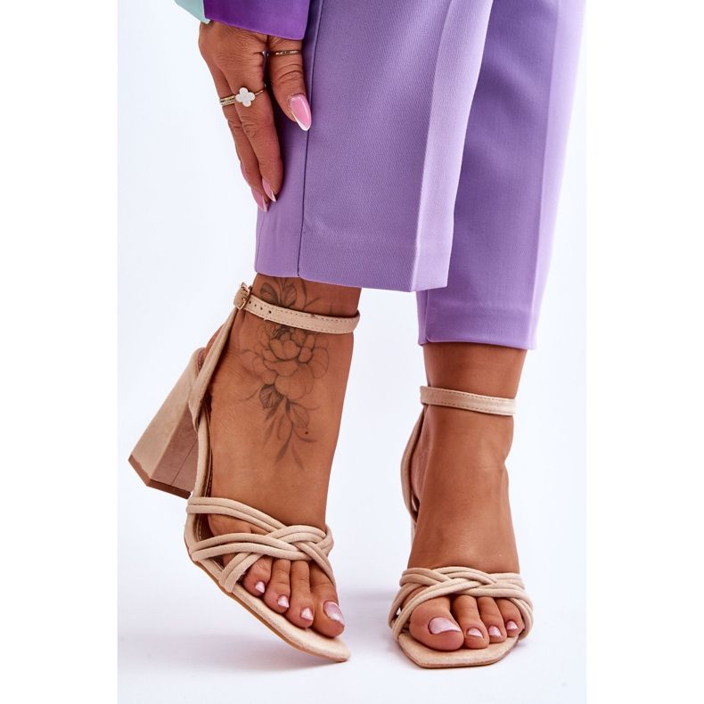 Sandalias Clásicas Ante Beige Bernett 1