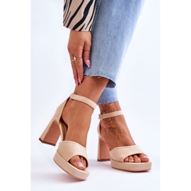 Sandalias Clásicas Ante Plataforma Beige Con Clase 2