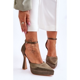 Bombas de moda en una locura verde oscuro de tacón alto 1 Bombas de moda en una locura verde oscuro de tacón alto 1