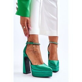 Bombas De Moda En Un Talón Verde Santoro 1