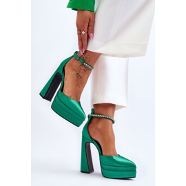 Bombas De Moda En Un Talón Verde Santoro 3