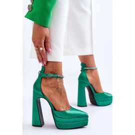 Bombas De Moda En Un Talón Verde Santoro 4
