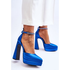 Bombas De Moda En Un Talón Azul Santoro 2
