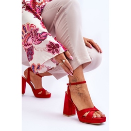 Sandalias de tacón cuadrado de ante rojo potente 6
