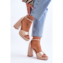 Sandalias De Satén Con Tacones Gruesos Beige Eternity 4