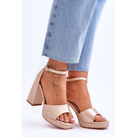 Sandalias De Satén Con Tacones Gruesos Beige Eternity 7