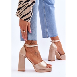 Sandalias De Satén Con Tacones Gruesos Beige Eternity 5