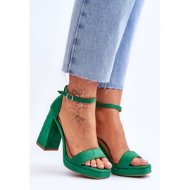 Sandalias de tacón cuadrado Merila verde ante de moda 7
