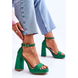 Sandalias de tacón cuadrado Merila verde ante de moda 6