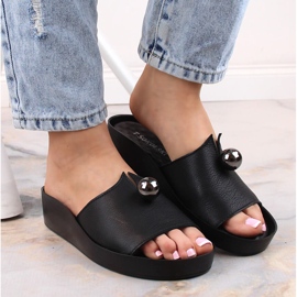Babucha mujer en piel negra T.Sokolski L22-312 negro 5