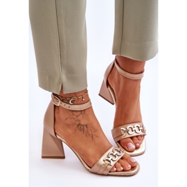 Sandalias Laura Messi 2595 Piel Tacón Triangular Beige 5