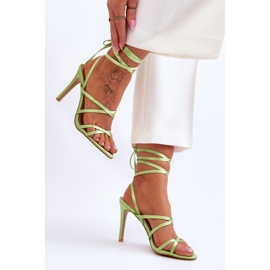 Sandalias Atadas De Mujer En Un Tacón Verde Meya 4