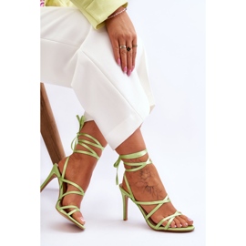 Sandalias Atadas De Mujer En Un Tacón Verde Meya 6