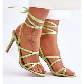 Sandalias Atadas De Mujer En Un Tacón Verde Meya 8