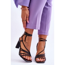 Sandalias de tacón negras Tessoro de moda negro 1