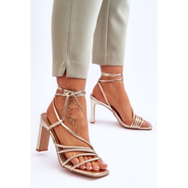 FJ1 Sandalias de tacón alto Tessoro doradas a la moda dorado 2