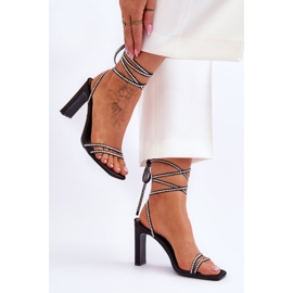 Elegantes Sandalias Nessy Atadas Negras Con Pedrería negro 4