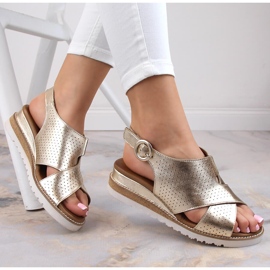Sandalias mujer piel cuña dorado metalizado Artiker 52C0831 3