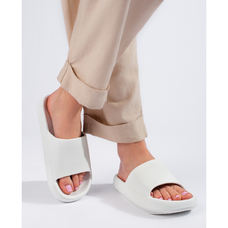 Gorras blancas de mujer Shelovet blanco 1