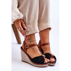 Sandalias Mujer Cuña Con Adorno Negro Candice 8
