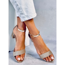 Sandalias de tacón doradas Costello dorado 2