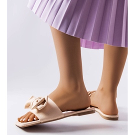 BM Chanclas elegantes beige con lazo de Thériault 2